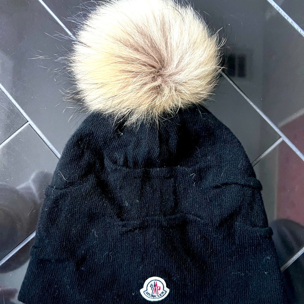 Moncler black beanie with real fur